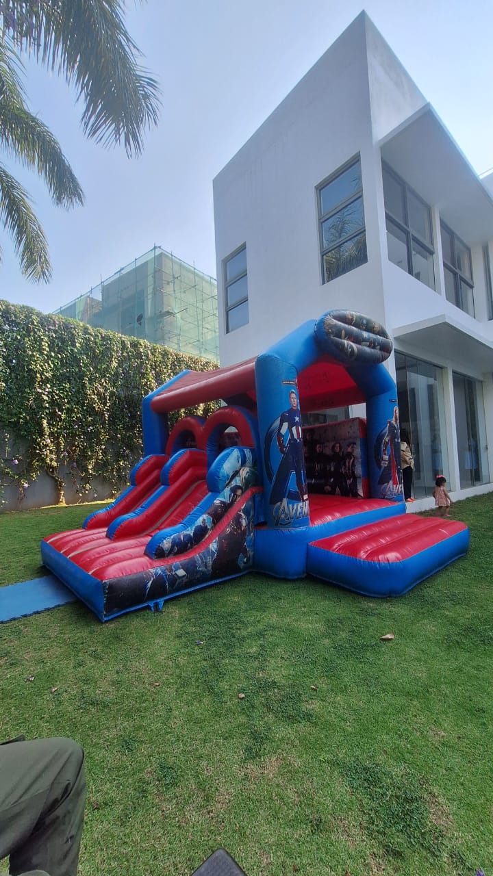 Super Hero activity bouncy castle